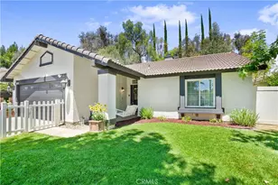 39771 Old Carriage, Murrieta, CA 92563 - Photo 5