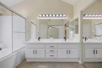 33 Fuente, Rancho Santa Margarita, CA 92688 - Photo 27