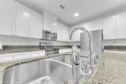 996 Forster Court, Hemet, CA 92543 - Photo 7