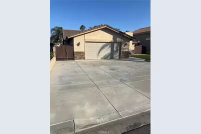 23295 Continental Drive, Canyon Lake, CA 92587 - Photo 9