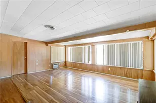 28410 E Worcester Rd, Sun City, CA 92586 - Photo 5