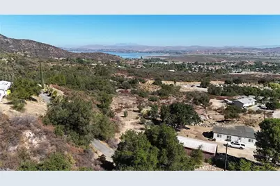 34965 Borchard, Lake Elsinore, CA 92530 - Photo 5