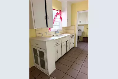 3050 11th, Los Angeles, CA 90018 - Photo 13