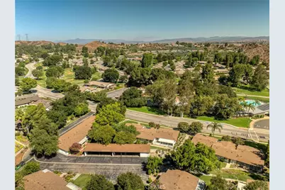 19368 Avenue Of The Oaks, Newhall, CA 91321 - Photo 33