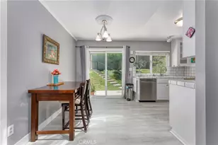 19368 Ave Of The Oaks, Newhall, CA 91321 - Photo 11