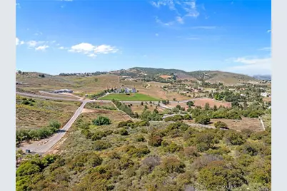 1 Avenida La Cresta, Murrieta, CA 92563 - Photo 11
