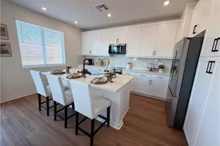 34307 Chelsie Ln, Yucaipa, CA 92399 - Photo 3