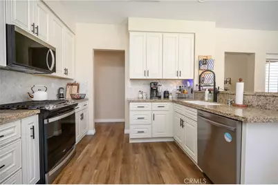 41167 Lorient Court, Murrieta, CA 92562 - Photo 7