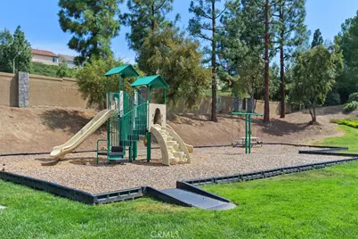 37849 Bear View Circle, Murrieta, CA 92562 - Photo 41