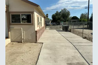 723 W 9th, San Jacinto, CA 92582 - Photo 11