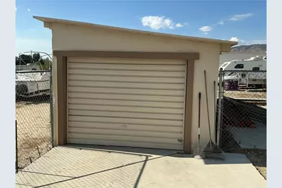 723 W 9th, San Jacinto, CA 92582 - Photo 9
