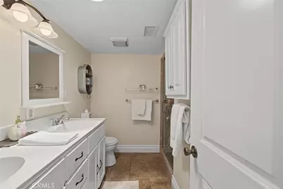 1583 W Cerritos, Anaheim, CA 92802 - Photo 25