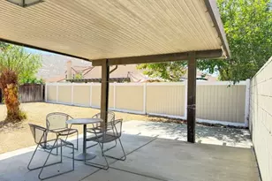 25625 Sierra Bello Ct, Moreno Valley, CA 92551 - Photo 17