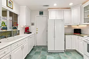 40740 Corte Albara, Murrieta, CA 92562 - Photo 13