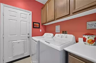 8418 Lourenco Ln, Eastvale, CA 92880 - Photo 19