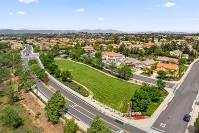 42577 Drennon Ct, Temecula, CA 92592 - Photo 49