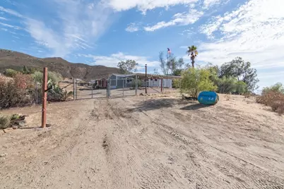 33900 Andy, Winchester, CA 92596 - Photo 41
