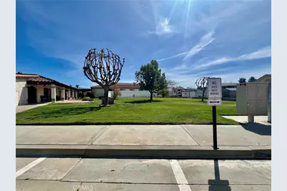 827 Deerwood Drive, San Jacinto, CA 92583 - Photo 37