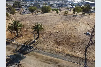 2 Hill Avenue, Lake Elsinore, CA 92530 - Photo 13