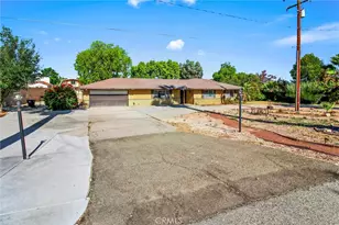 27307 Hemet, Hemet, CA 92544 - Photo 3
