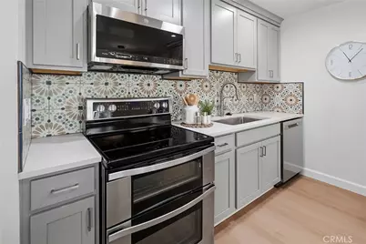611 S Prospect Avenue #103, Redondo Beach, CA 90277 - Photo 9