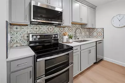 611 S Prospect Avenue #103, Redondo Beach, CA 90277 - Photo 5