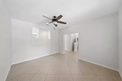 1696 Tamarron, Corona, CA 92883 - Photo 13