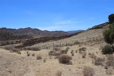 30450 Sparkle Drive, Canyon Lake, CA 92587 - Photo 7