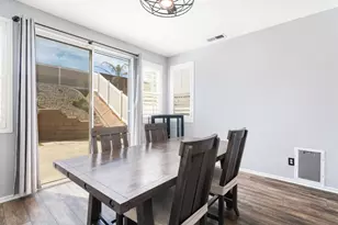 24857 Butterchurn, Wildomar, CA 92595 - Photo 9