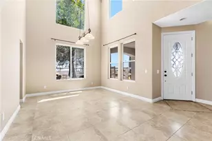 21330 Camino Arriba, Murrieta, CA 92562 - Photo 9