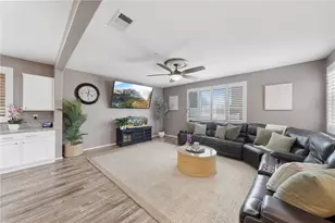 30881 Bristly Ct, Murrieta, CA 92563 - Photo 17
