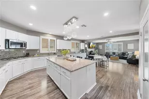 30881 Bristly Ct, Murrieta, CA 92563 - Photo 11
