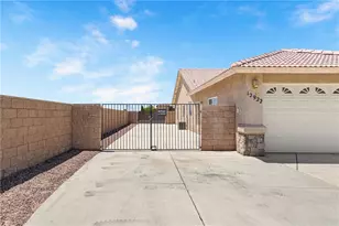 12922 Lompoc, Apple Valley, CA 92308 - Photo 27