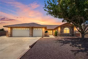 12922 Lompoc, Apple Valley, CA 92308 - Photo 33