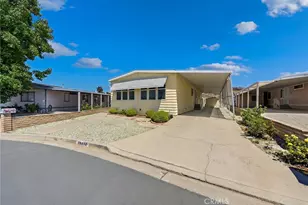 28610 Via Arboleda, Murrieta, CA 92563 - Photo 7