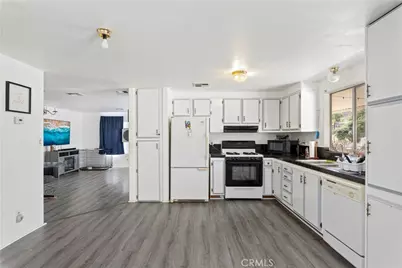 26299 Olson, Homeland, CA 92548 - Photo 17