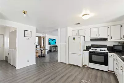 26299 Olson, Homeland, CA 92548 - Photo 15