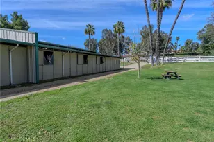 30010 Big Range Rd, Canyon Lake, CA 92587 - Photo 9