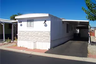 575 S Lyon, Hemet, CA 92543 - Photo 1