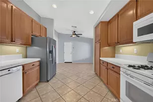 31686 Palo Verde Ct, Winchester, CA 92596 - Photo 9