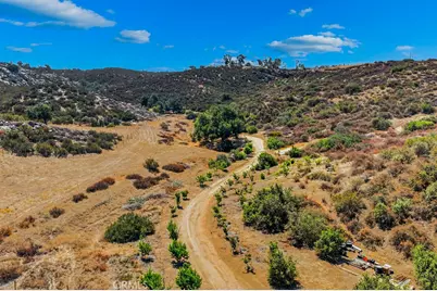 40200 E Benton Road, Hemet, CA 92544 - Photo 21
