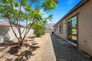 2096 Flourish, San Jacinto, CA 92582 - Photo 29