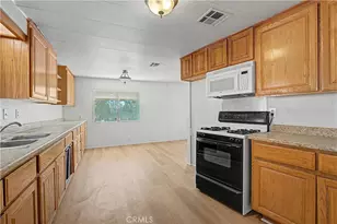 18580 Decker, Perris, CA 92570 - Photo 3