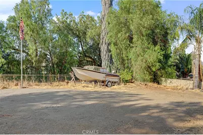 18580 Decker, Perris, CA 92570 - Photo 29