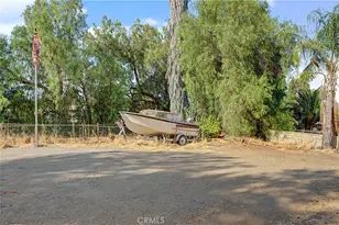 18580 Decker, Perris, CA 92570 - Photo 29