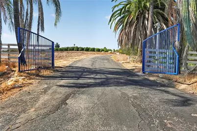 2864 Live Oak Park, Fallbrook, CA 92028 - Photo 3