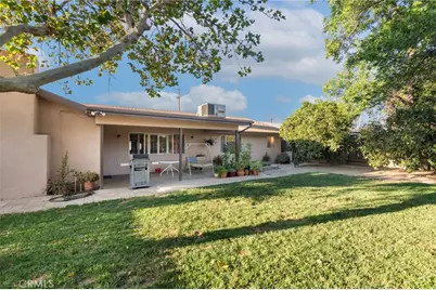 41967 Mayberry Avenue, Hemet, CA 92544 - Photo 17