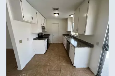 5884 Bagley Avenue, 29 Palms MCB, CA 92277 - Photo 11