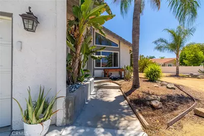 24218 Canyon Lake, Canyon Lake, CA 92587 - Photo 5