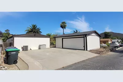 33747 The Farm Road, Wildomar, CA 92595 - Photo 25